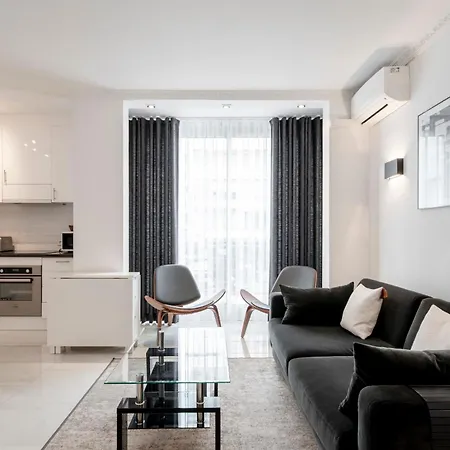 Apartment Ref 1380 - Croisette - For Rent Cannes