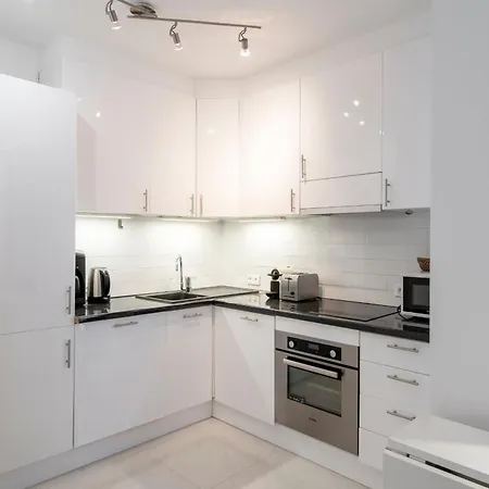 Ref 1380 - Croisette - For Rent